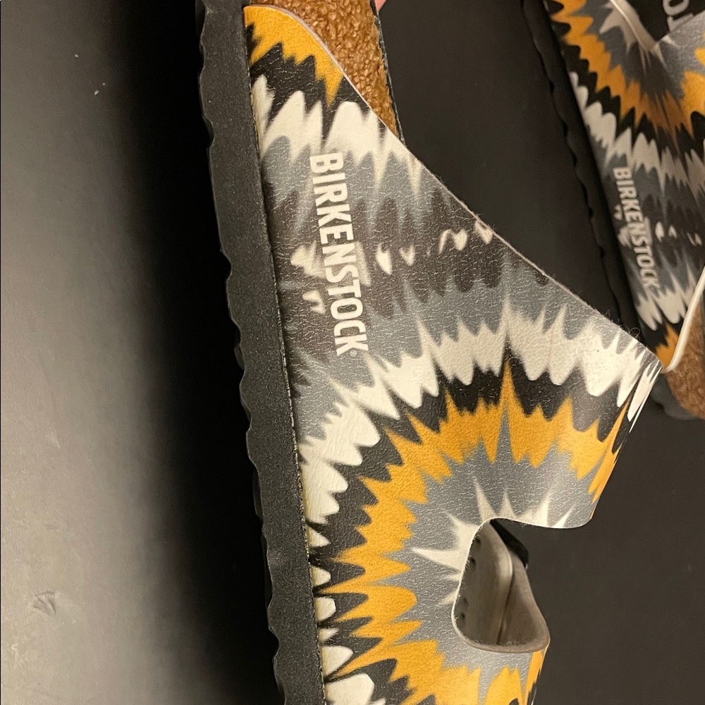 Birkenstock Arizona RareTwo-Strap Sandals in Tye Dye size 37 new! - Picture 4 of 4